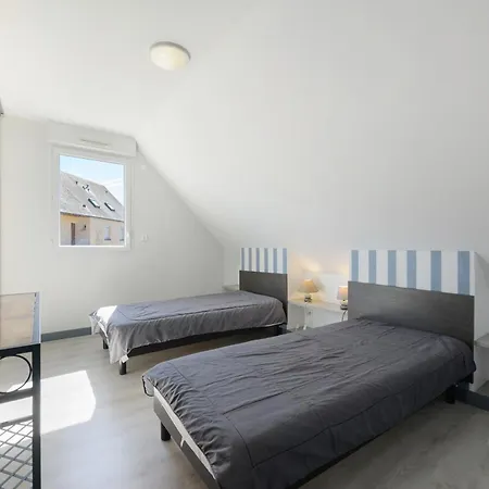Des Pluviers Ferienhaus Saint-Martin de Brehal